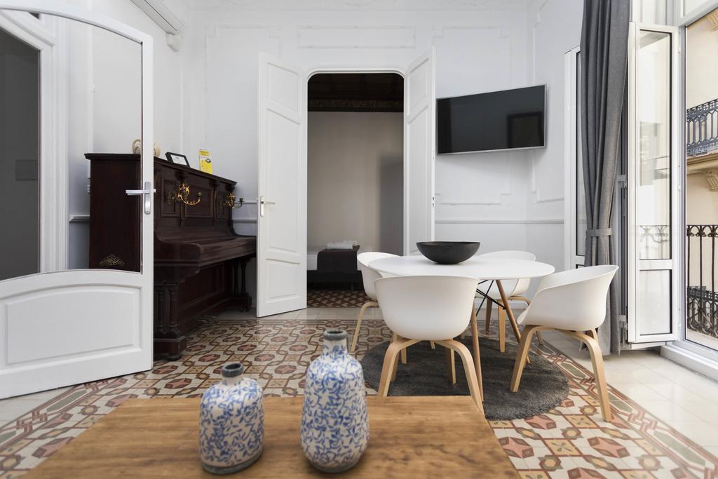 Total Valencia Vintage Apartment Ngoại thất bức ảnh